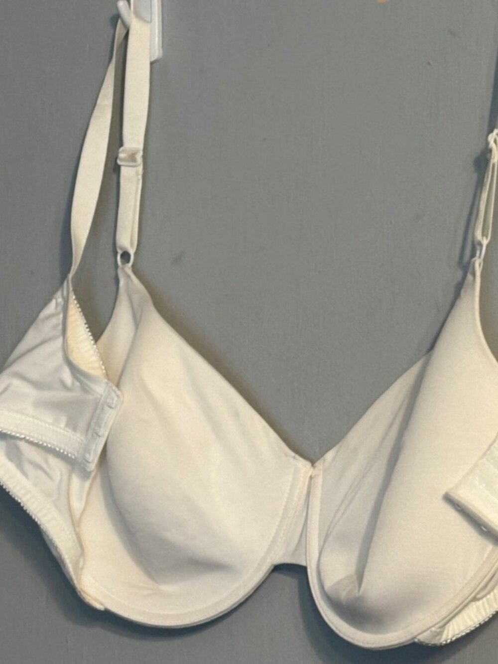 Fruit of the Loom Fit for Me Bra 44DD White Underwire Smooth T-Shirt NWT FT083